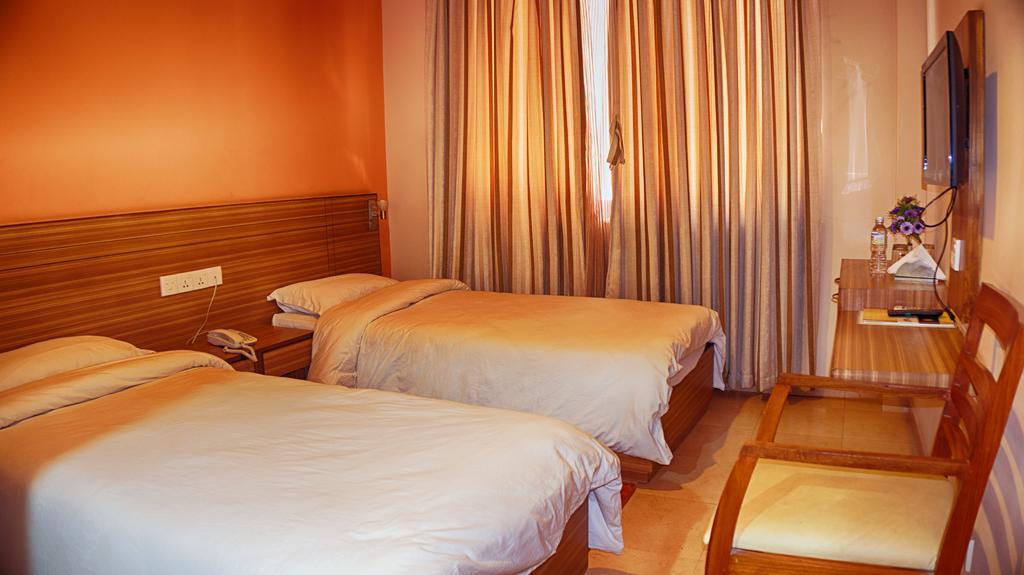 Aryal International Hotel Kathmandu Ngoại thất bức ảnh