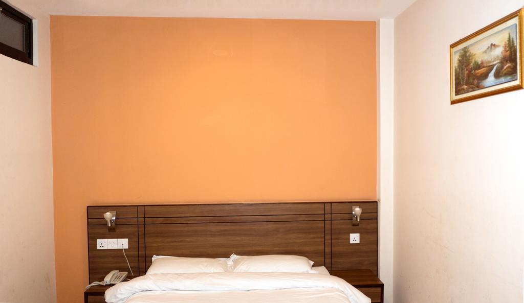 Aryal International Hotel Kathmandu Ngoại thất bức ảnh