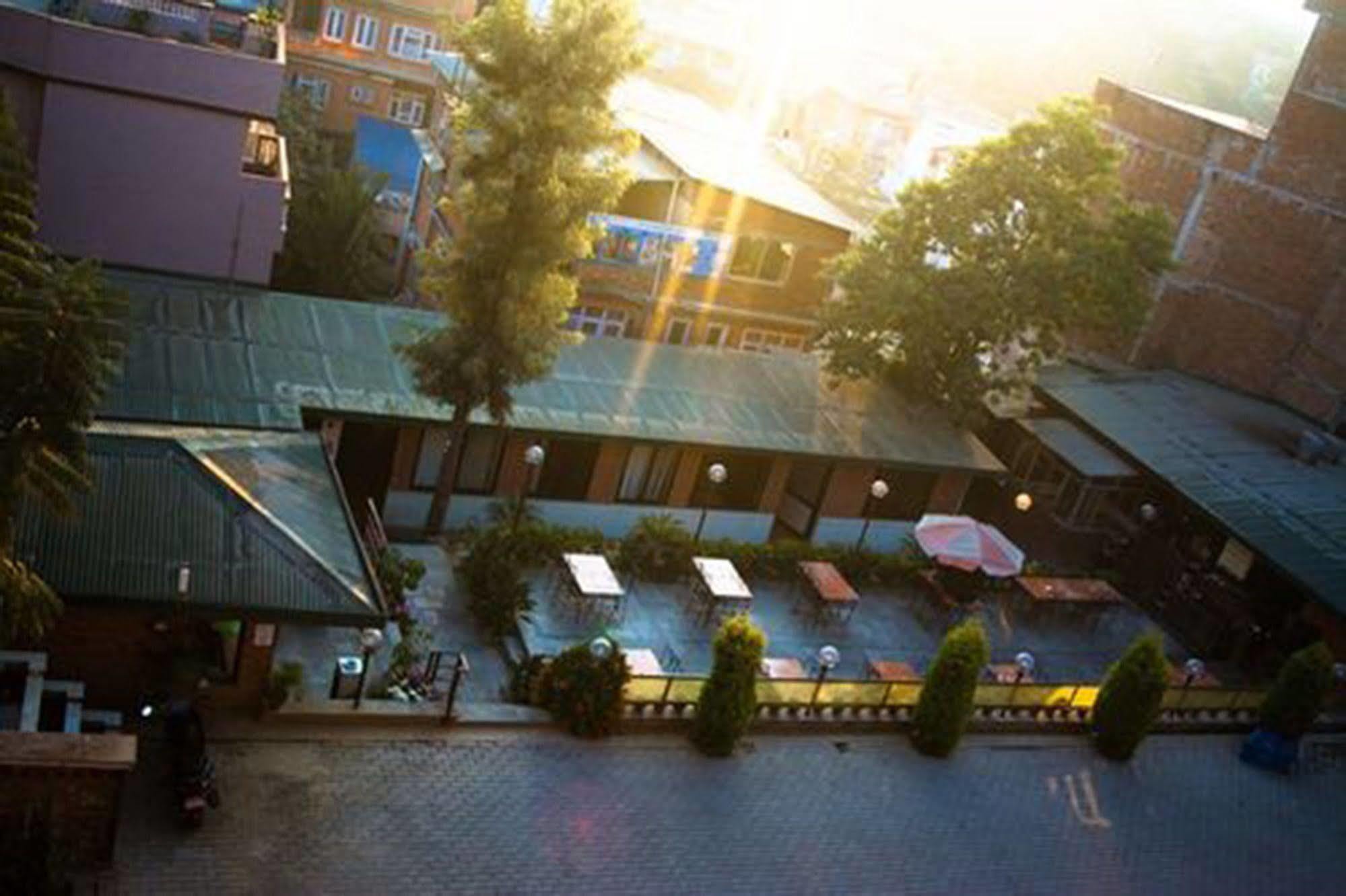 Aryal International Hotel Kathmandu Ngoại thất bức ảnh