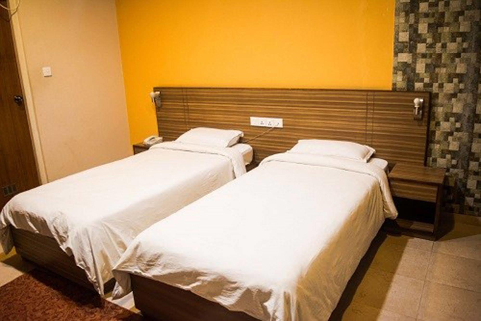 Aryal International Hotel Kathmandu Ngoại thất bức ảnh