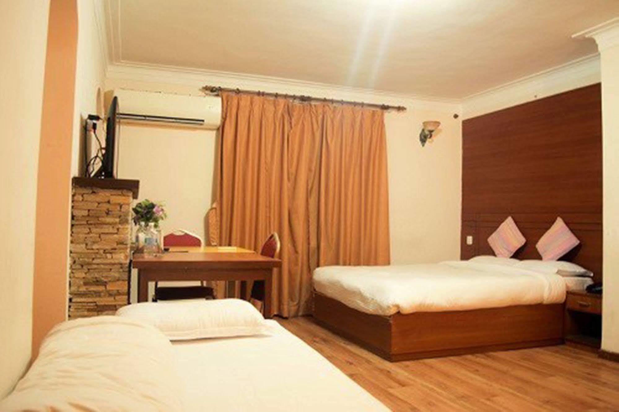 Aryal International Hotel Kathmandu Ngoại thất bức ảnh